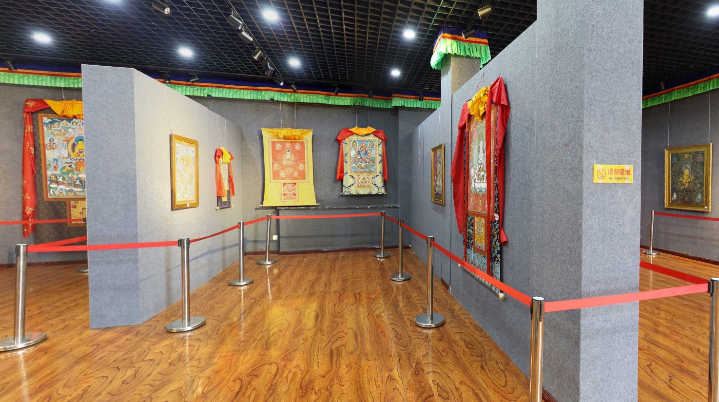 夏河县拉卜楞唐卡特色小镇展览馆