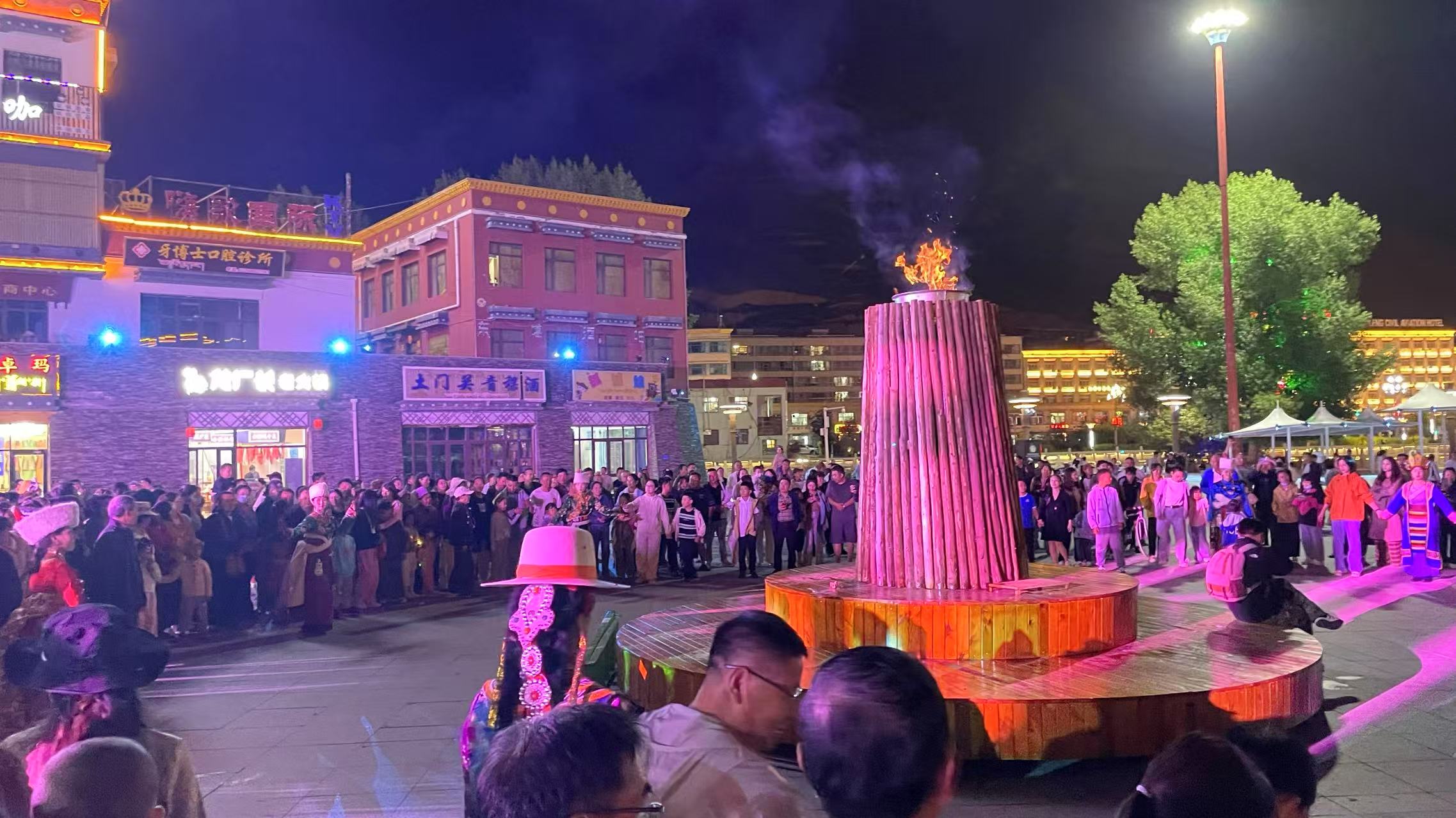 2025年8月22日开展夏河县&ldquo;我们的中国梦&mdash;&mdash;文化进万家&rdquo;戏曲进乡村惠民演出