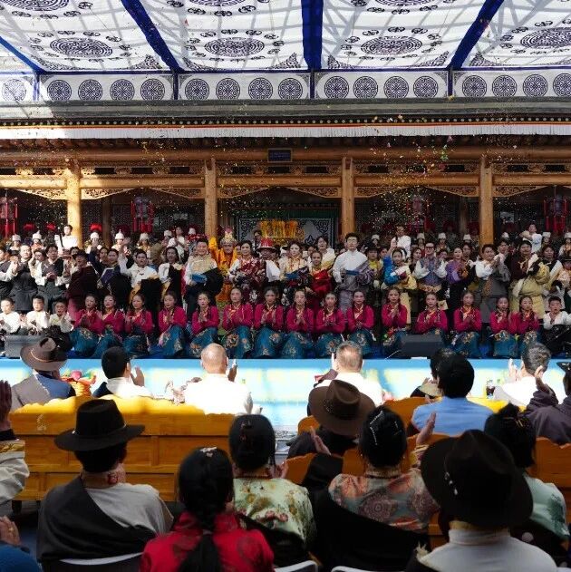 ༼བླ་བྲང་དགྱེས་འཛོམས༽ཞེས་པའི་དམངས་ཁྲོད་དགོང་ཚོགས་ལེགས་པར་གྲུབ།